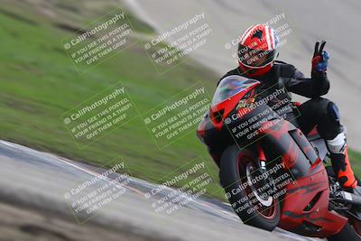 media/Nov-29-2025-TrackDaz (Sat) [[10ae2d9bce]]/A Group/Session 3 (Outside Grapevine)/